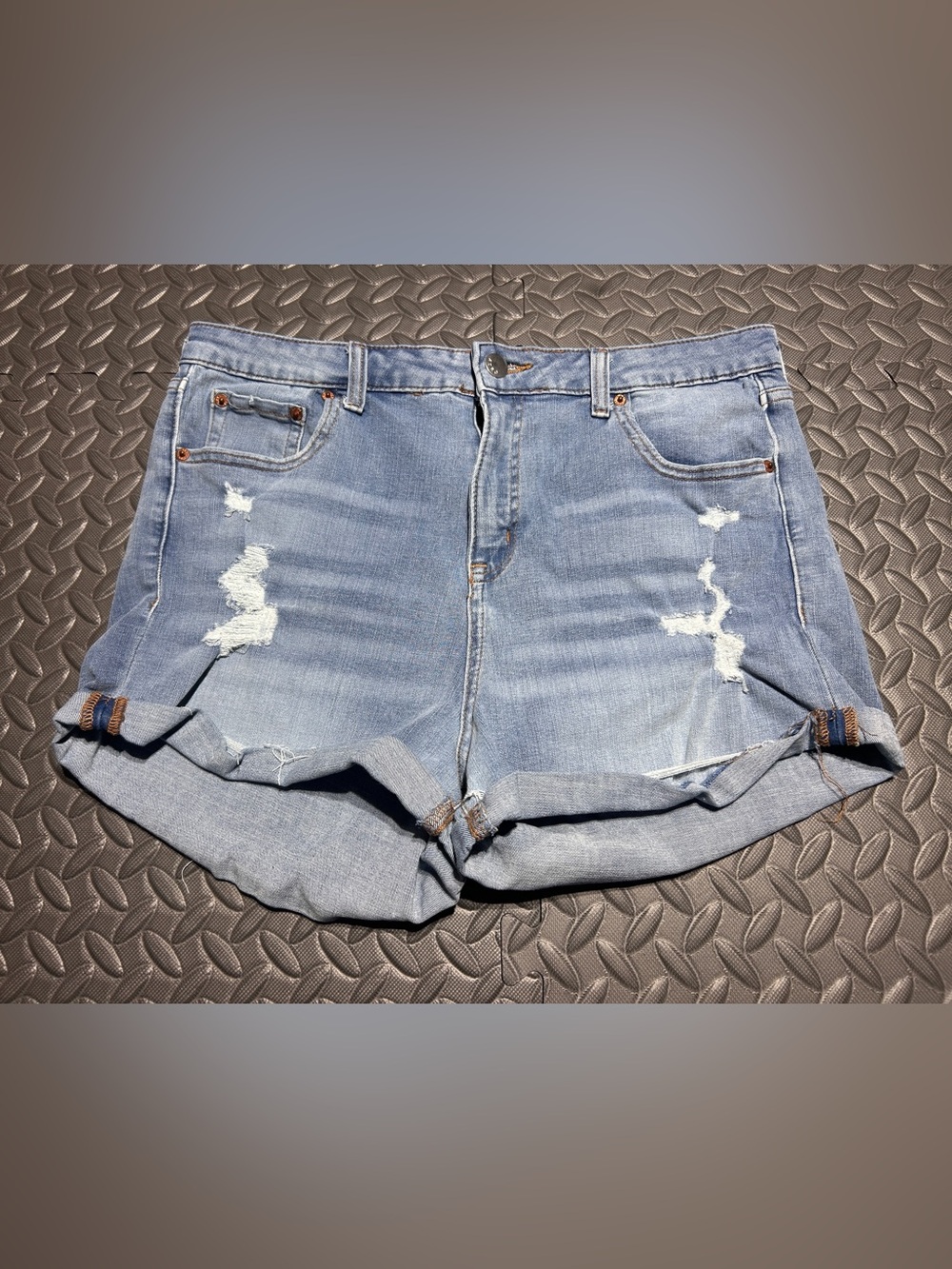 Aeropostale High Rise Curvy Midi Shorts